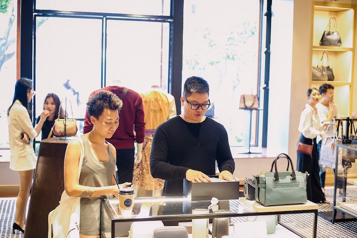 cua-hang-thoi-trang-coach-3-1