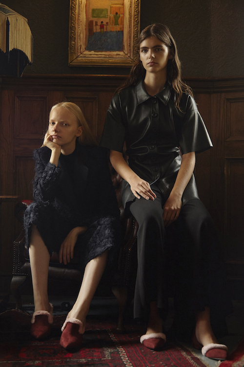 giay-mule-vien-long-charles-and-keith-12-1