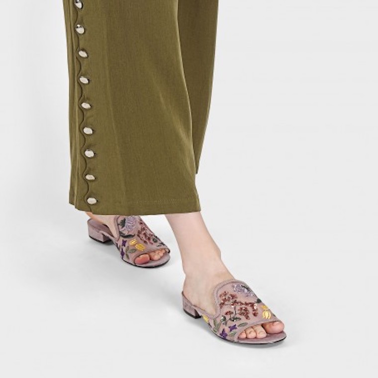 giay-mules-bet-charles-and-keith-2-1