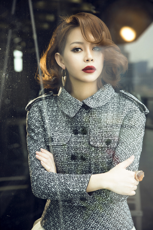 hoa-hau-hai-duong-ao-khoac-maxandco-4