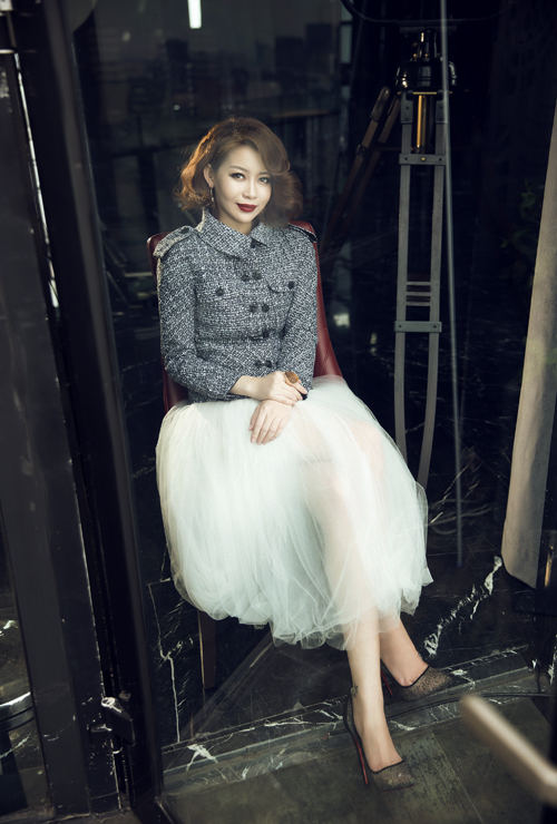 hoa-hau-hai-duong-ao-khoac-maxandco-6