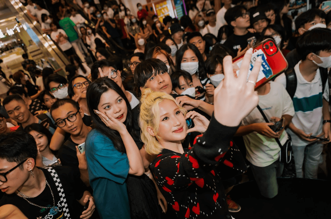 Inviting Guests From Ha Thanh To Pose At MLB's Hiphop Fashion Event At The  End Of September 2022
