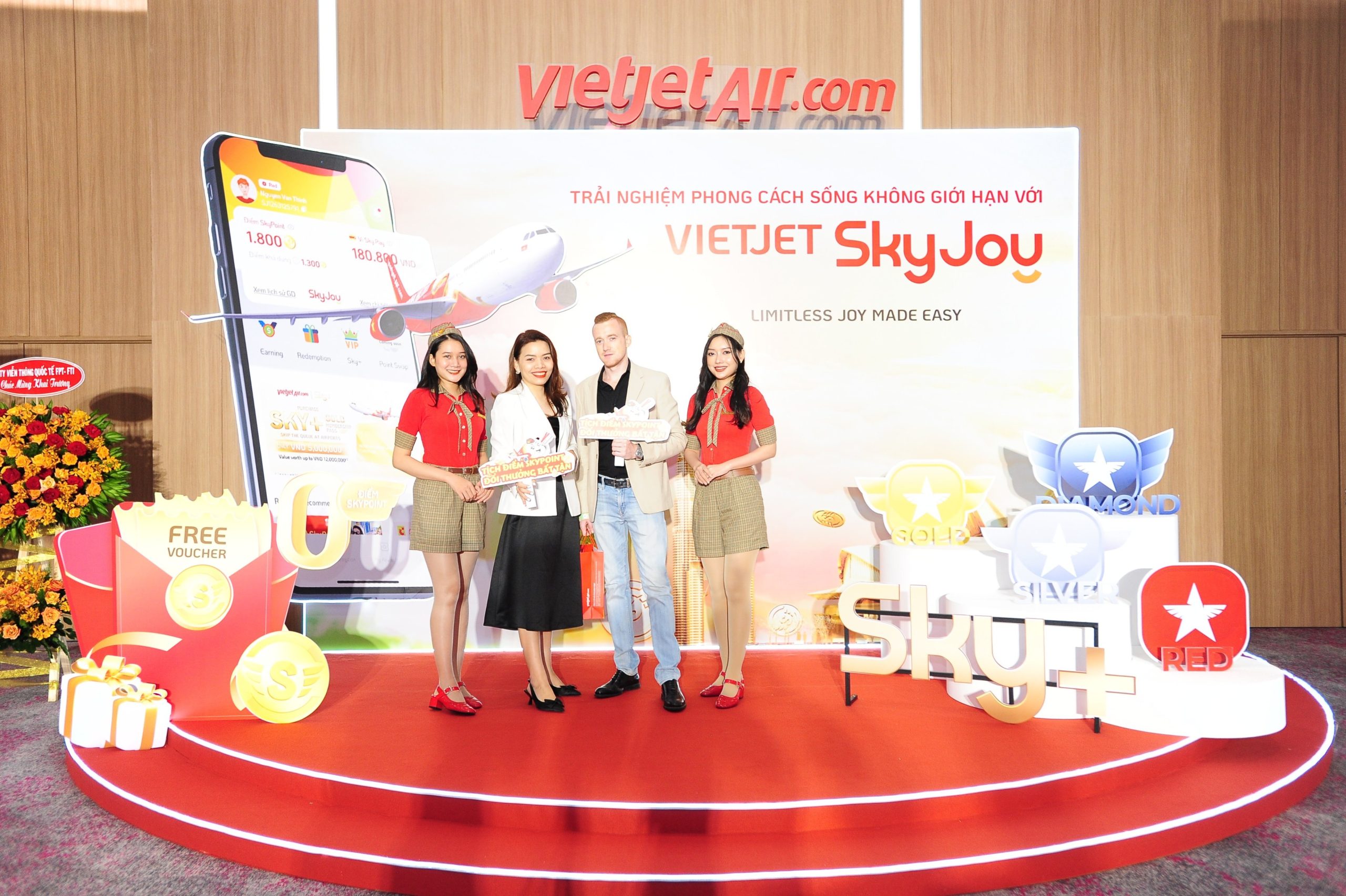 Tích Điểm Nhận Quà Cùng SkyJoy Do Vietjet Air Hợp Tác Cùng Maison Online