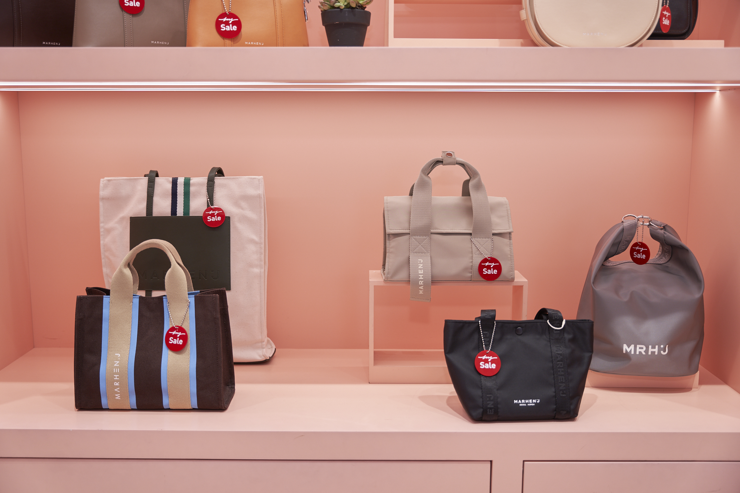 Maison RMI Chiêu Đãi Tín Đồ Thời Trang Với Đại Tiệc End Of Season Sale Lớn Nhất Mùa Hè 2023